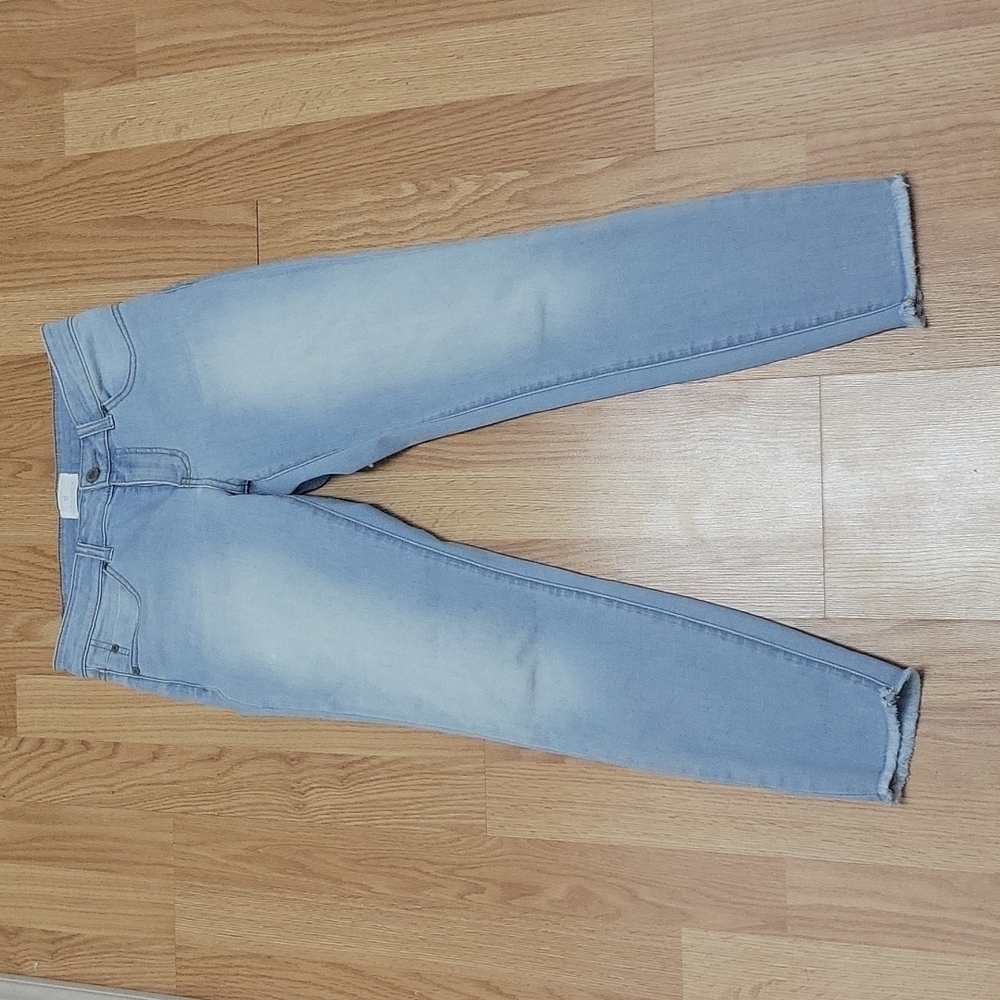 Caslon light wash raw hem skinny jeans EUC